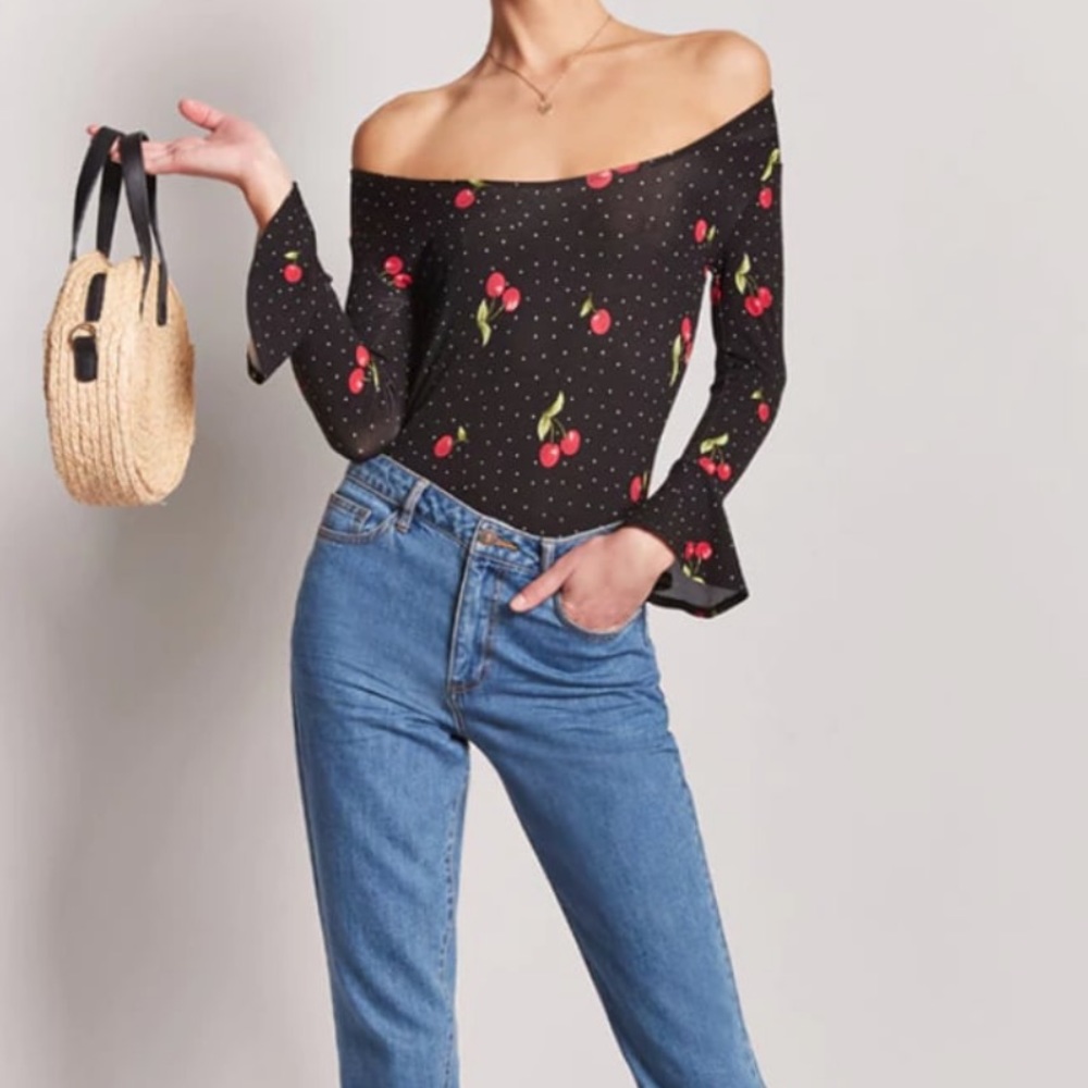 forever 21 cherry belle sleeve top